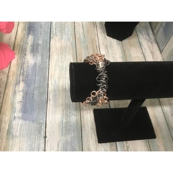Mixed Metal Chain Bracelet - Picture 4 of 4
